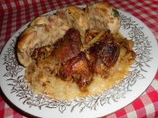 Vepřové výpečky, špekový knedlík, bílé zelí