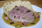 Hamburská vepřová pečeně, houskový knedlík Láznička