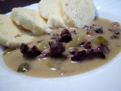 Hovězí srdce v okurkové omáčce