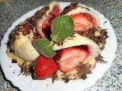 Jahodové knedlíky Láznička s pudingem a čokoládou