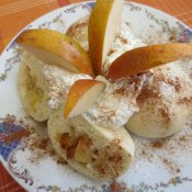 Hruškový ovocný knedlík kynutý