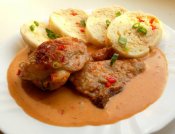 Kuře na paprice, kapiový knedlík