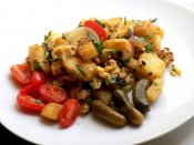 Knedlíky s vejci na špeku s jarními bylinkami