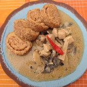 156. Bramborová roláda ořechová na thajský způsob