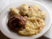 Kuře na divoko, bosáky, cuketové zelí