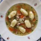 188. Jemné máslové nočky v jarní polévce