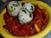 Indické kuře Mandras s rýžovými knedlíčky