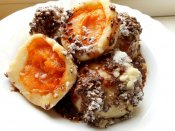 Tvarohové máslové knedlíky s meruňkami